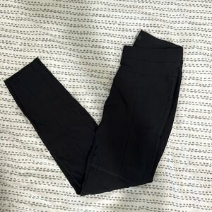 Women’s black ankle dress pants